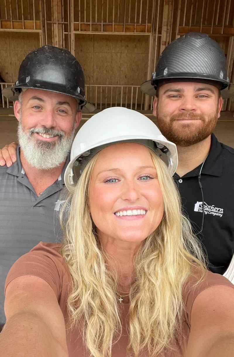 A Southern Exteriors team member during a friendly, no-pressure consultation with a Southeast homeowner