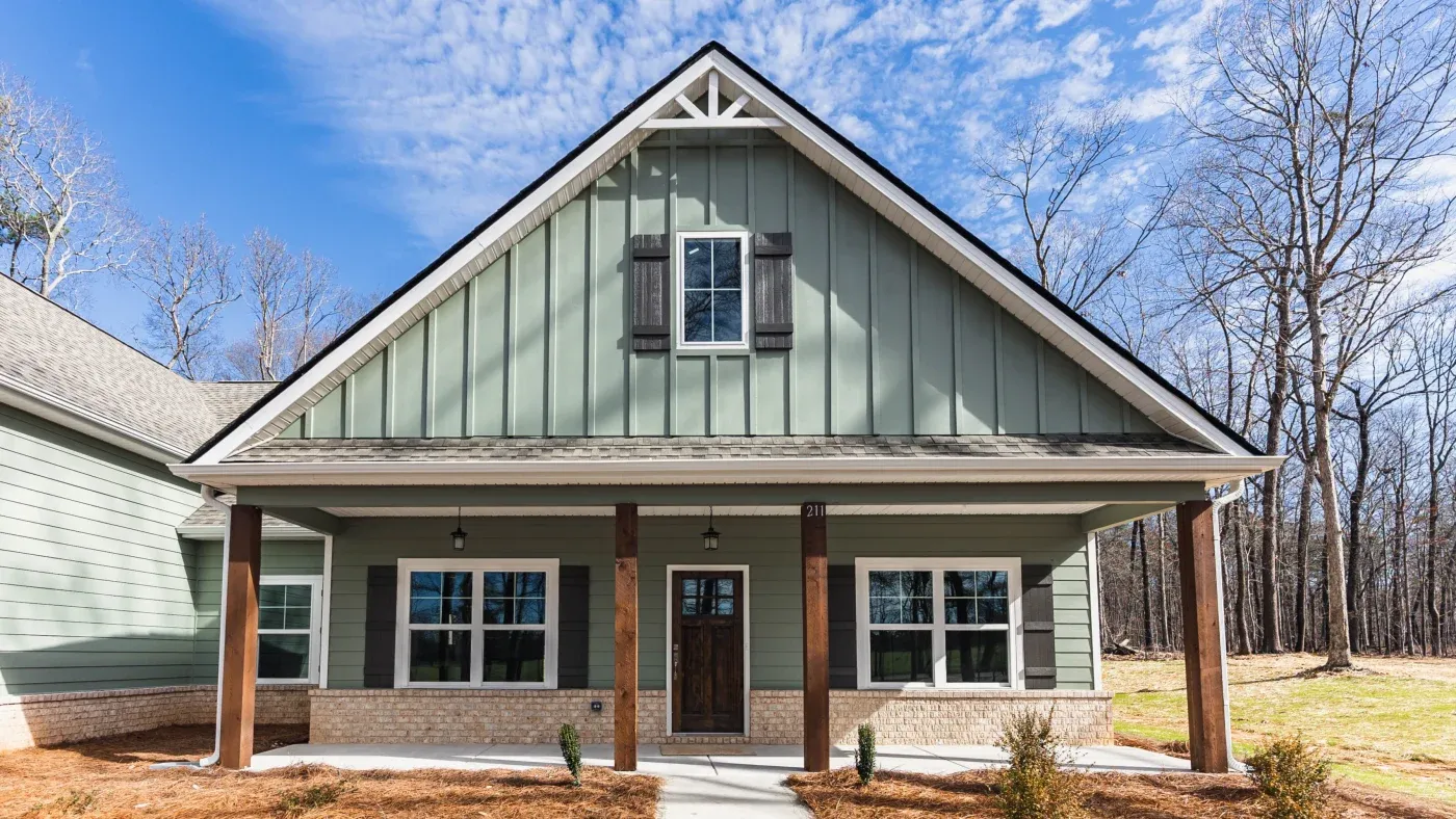 A home with green James Hardie siding.