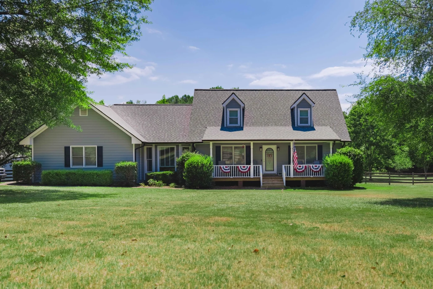Royal and CertainTeed siding and roofing products offered by Southern Exteriors in the Southeast